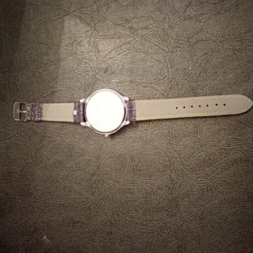 Purple Watch - Picture 5 of 7